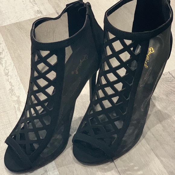 Mesh Open-Toe Heels - Picture 2 of 5